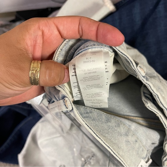 GOOD AMERICAN
Good Legs Raw Edge Crop Skinny Jeans Sz 12/31 - Picture 10 of 10